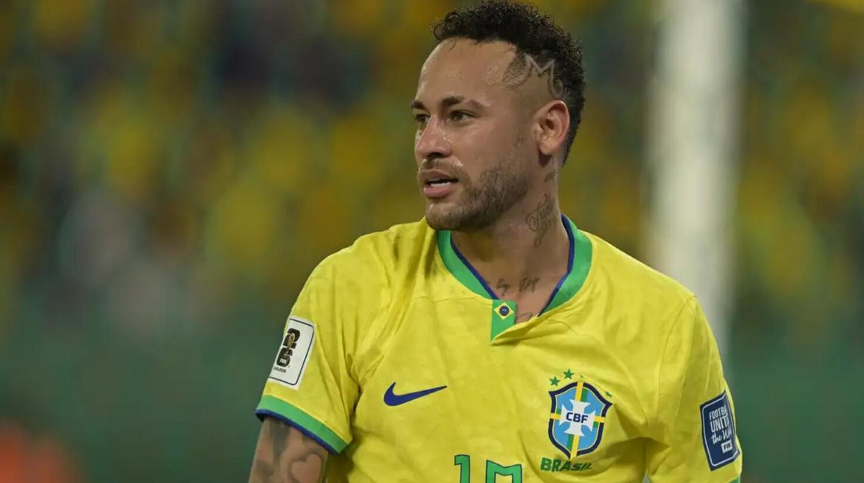 中国体育-内马尔连续十场比赛得分超过最后时刻胜出，加拿大队不断突破！(内马尔远射扳平得分)