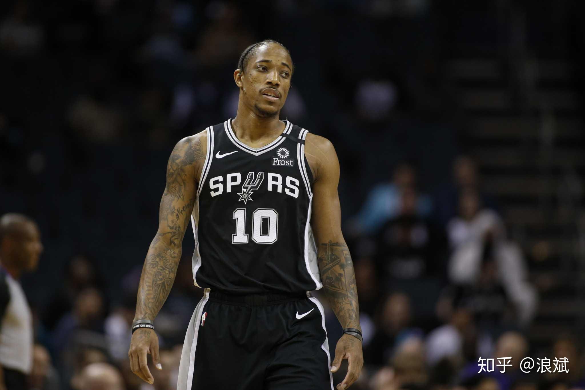 清晨摩纳哥完成体检——NBA常规赛节点到来，话题不断，临场指挥获称赞(nba交易汇总最新消息)