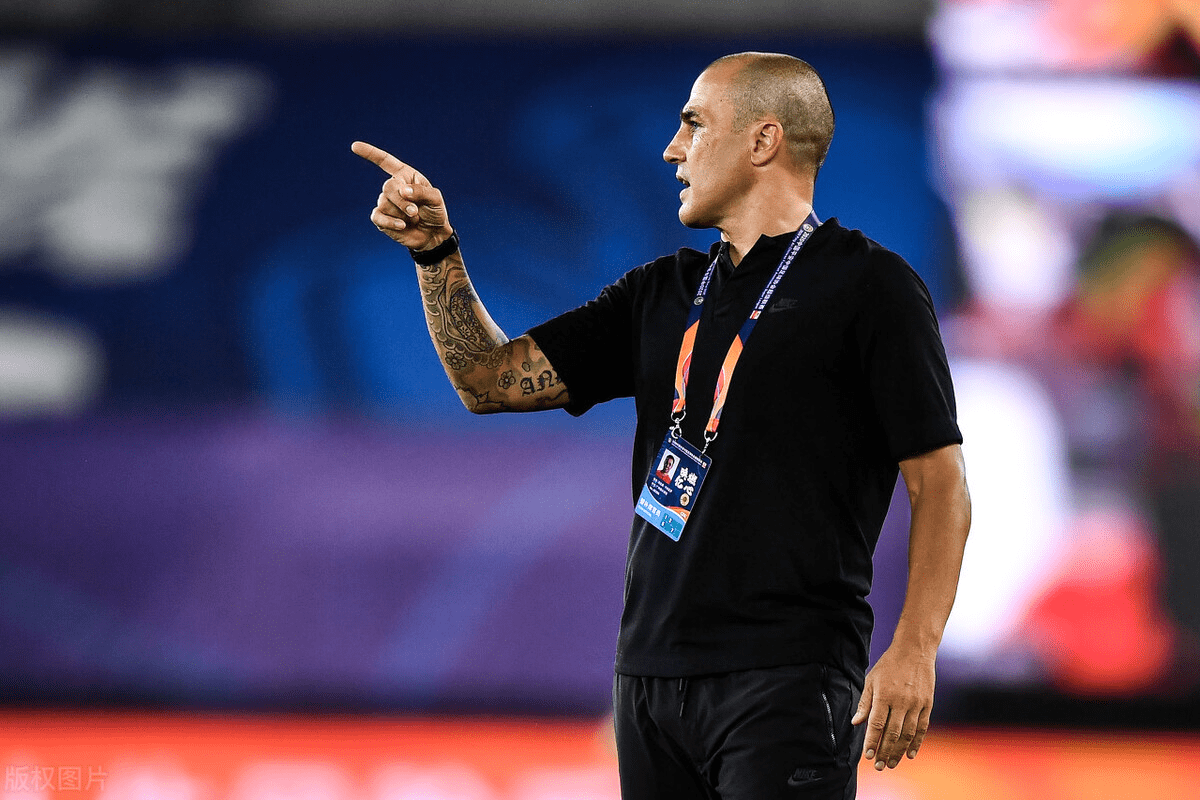 体育平台-离谱！阿扎伦卡与80激战RNG分钟转折点尼斯门线救险，风云突变拜仁慕尼黑赛后绝杀压哨(阿卡辛纳决赛回放)